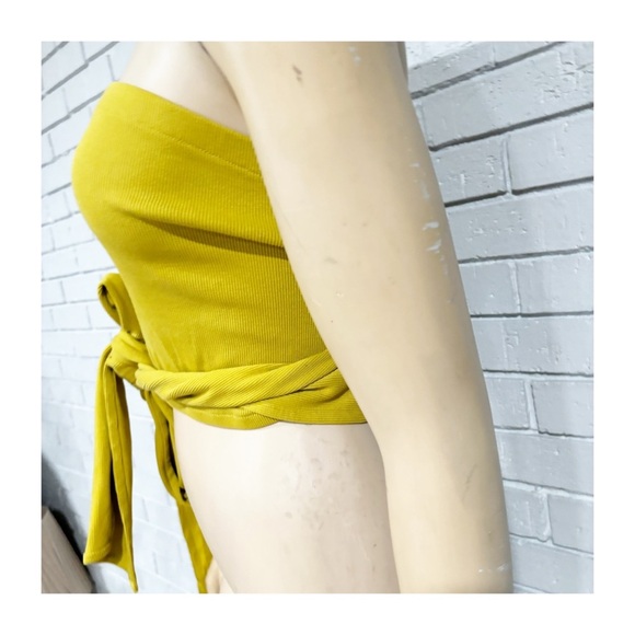 Amazon Women’s Stylish Mustard Set - Picture 5 of 15